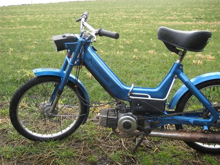 Puch Maxi K - læg mærke til de glasblæste cromfælge billede 1