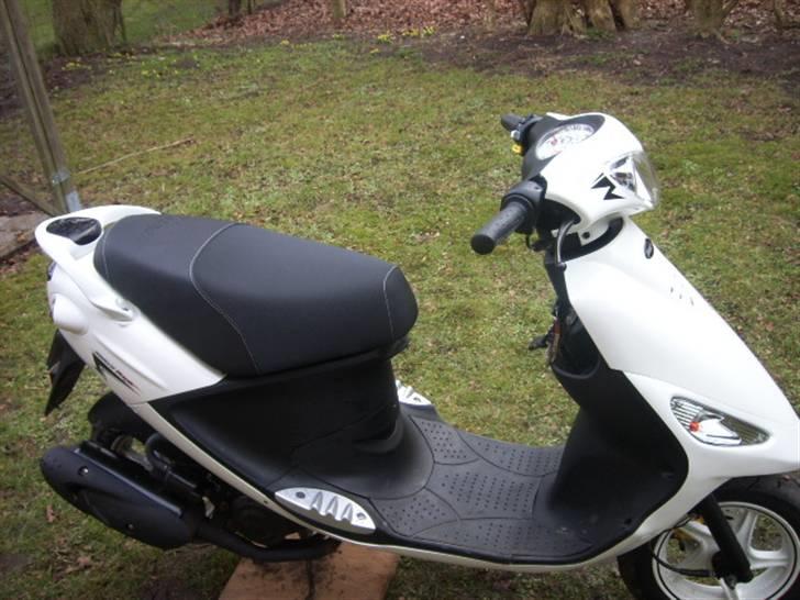 PGO White Magic billede 3