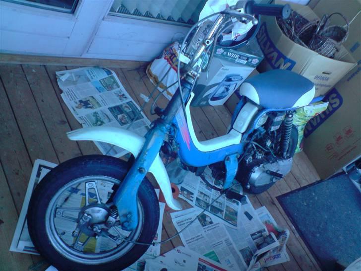 Suzuki FZ50 Projekt - Lige Købt og begyndt adskilt 03-15-09 billede 1