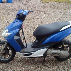 Yamaha jog r solgt i byt for bil