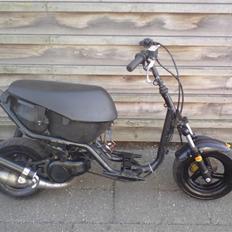 Aprilia Sonic BaneRacer SOLGT