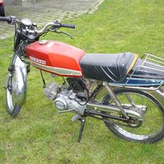 Suzuki dm 50