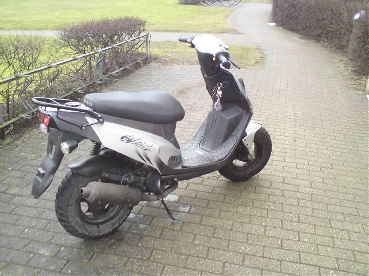 PGO hot 50, SOLGT billede 4