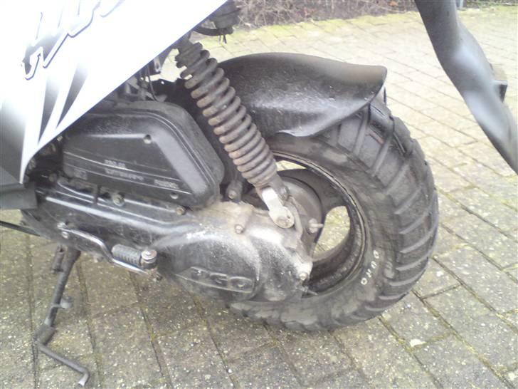 PGO hot 50, SOLGT - noget beskidt på billedet billede 6