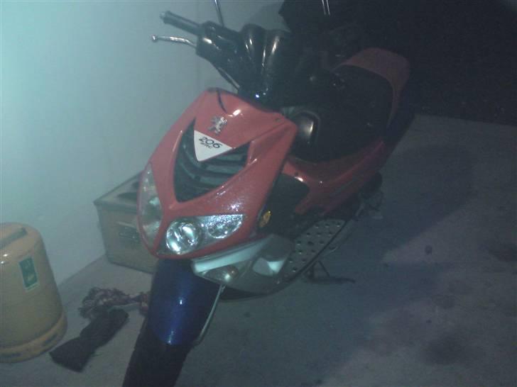 Peugeot speedfight 2 /tilsalg/ billede 2