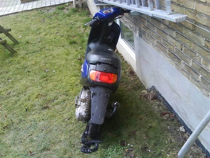 Yamaha Jog space ( TIL SALG ) billede 5