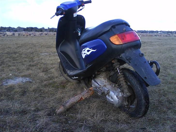 Yamaha Jog space ( TIL SALG ) billede 9