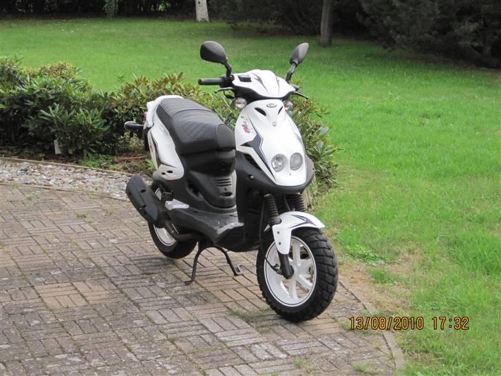 PGO Pmx sport  **SOLGT** billede 1