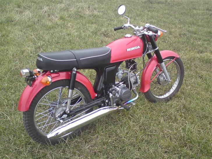 Honda CD50 billede 1