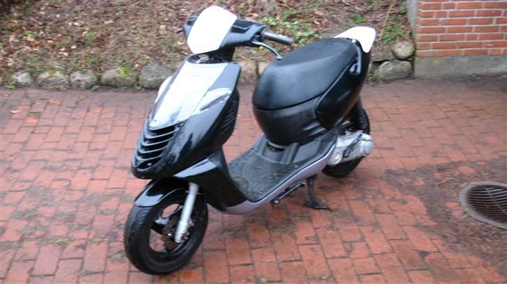 Aprilia Sonic billede 2