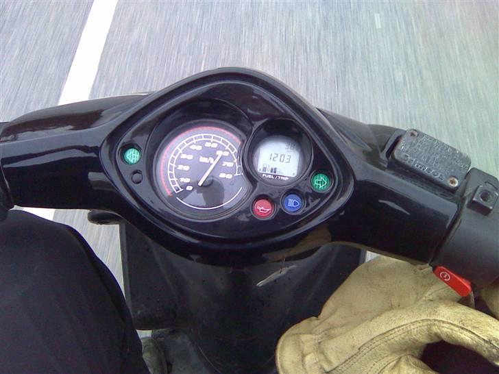 Yamaha ¤ Jog R ¤ (SOLGT) billede 2