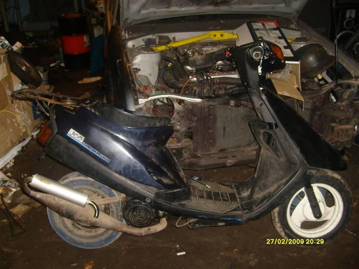 Yamaha jog artistic special SOLGT - fra siden jeg har orginal skjoldene til den billede 2