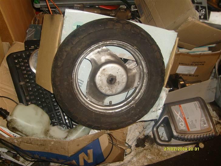 Yamaha jog artistic special SOLGT - det org. bagfælg billede 10