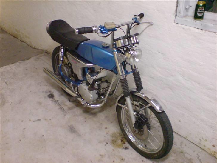 Yamaha dx solgt billede 3