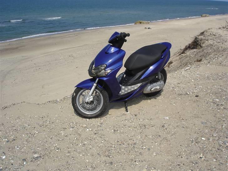 Yamaha jog r blå solgt billede 2