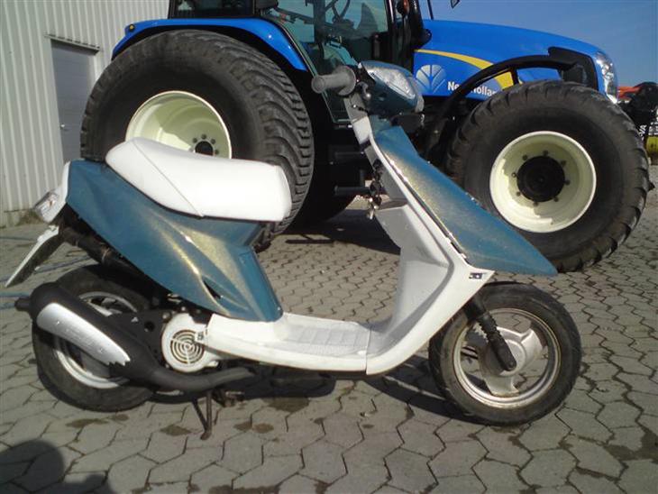 {{currentPhoto.altText}} billede {{currentPhoto.number}}