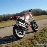 Suzuki street magic Solgt