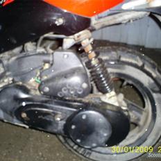 Peugeot speedfight 2 (byttet)