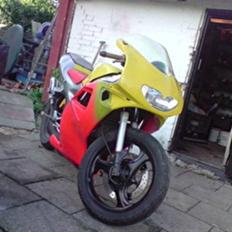 Aprilia rs 50 solgt i byt for bil