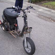 Piaggio Zip (FØR) solgt