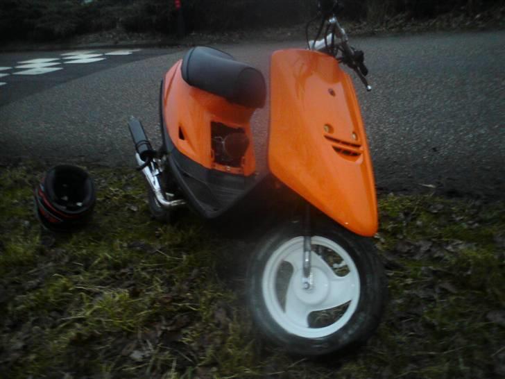 Yamaha jog ac SOLGT billede 5