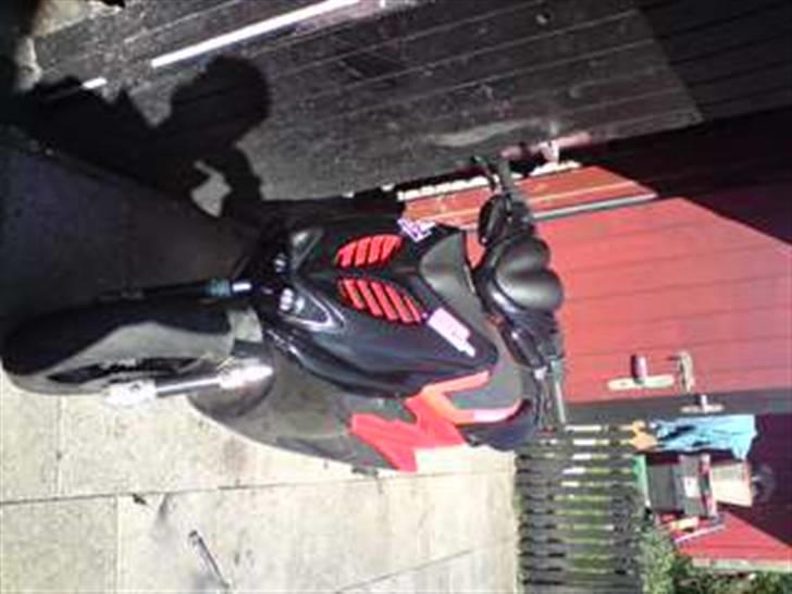 Yamaha aerox SOLGT billede 14