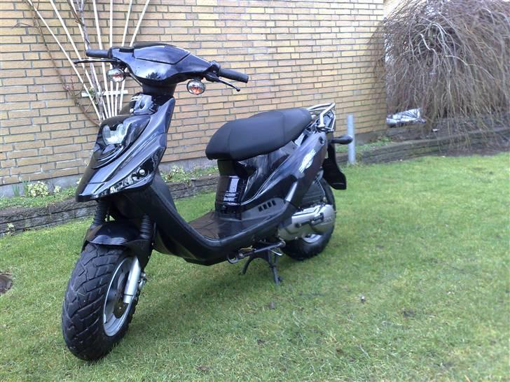 PGO Hot 50 billede 1