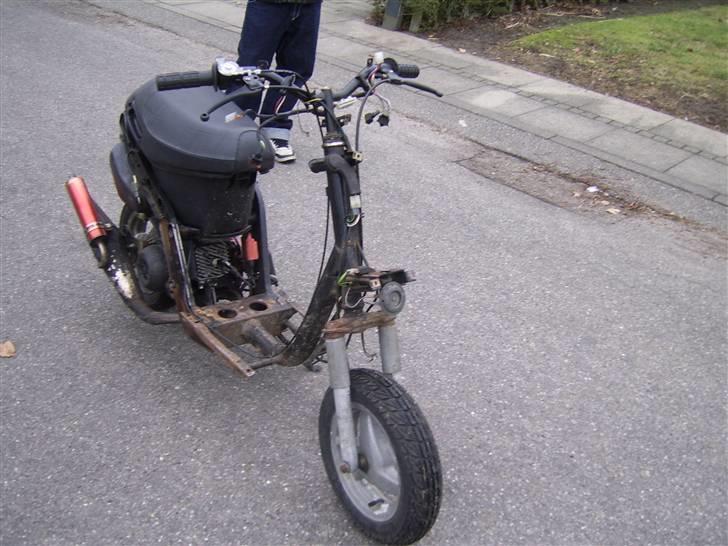 Piaggio Zip (FØR) solgt billede 2