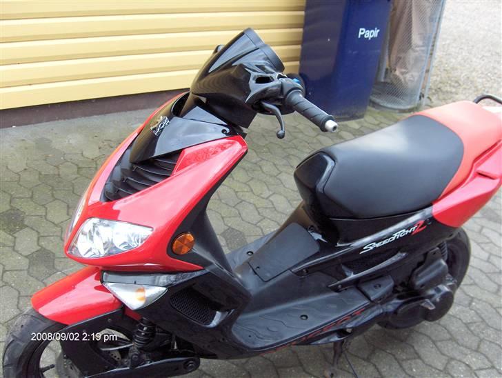 Peugeot speedfight 2 solgt billede 3