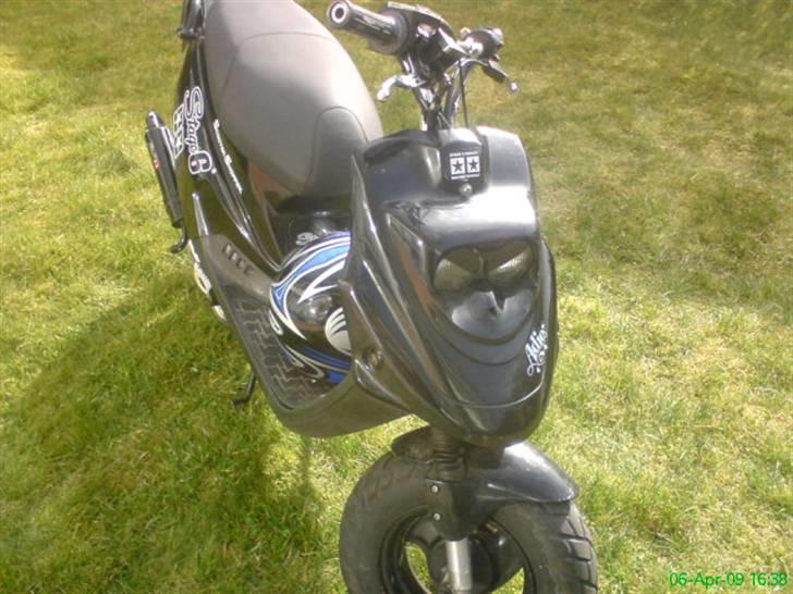 PGO Hot50 <{SOLGT}> billede 2