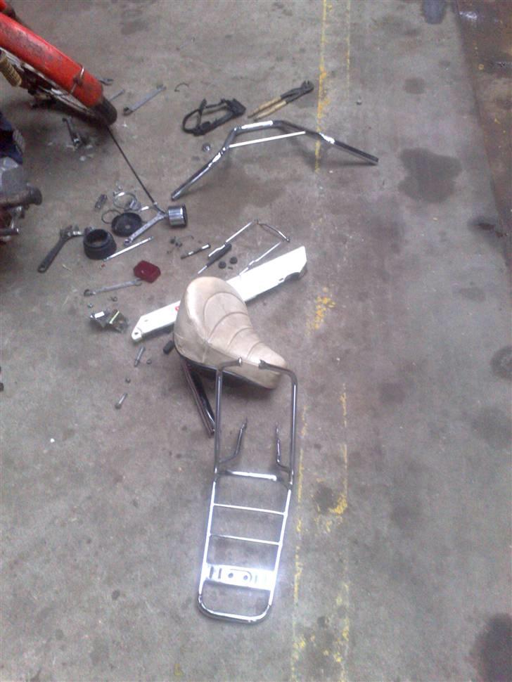 Puch maxi k deluxe - gik i gang med at få pusset dvs ting  billede 6