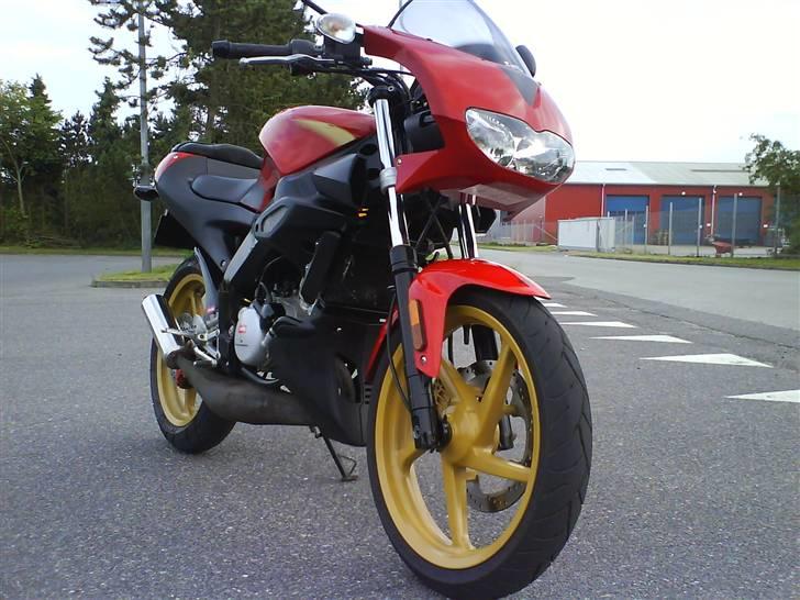 Aprilia RS50 Tuono solgt billede 9