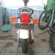 Suzuki FZ50 - BYTTET TIL NRG MC3