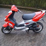 Peugeot speedfight 2