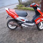 Peugeot speedfight 2