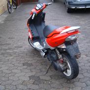 Peugeot speedfight 2