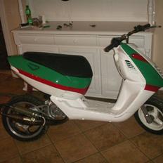 Aprilia sonic italia solgt