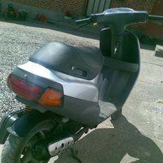 Piaggio zip (solgt)