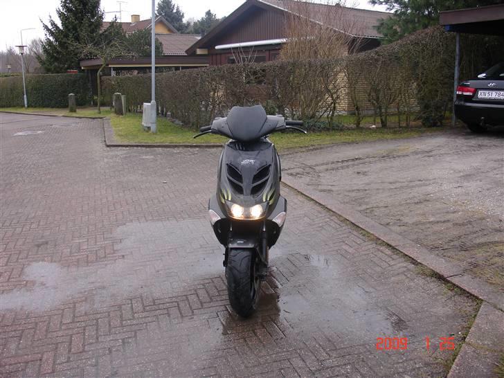 Aprilia SR 50 DITECH 30'er SOLGT billede 3