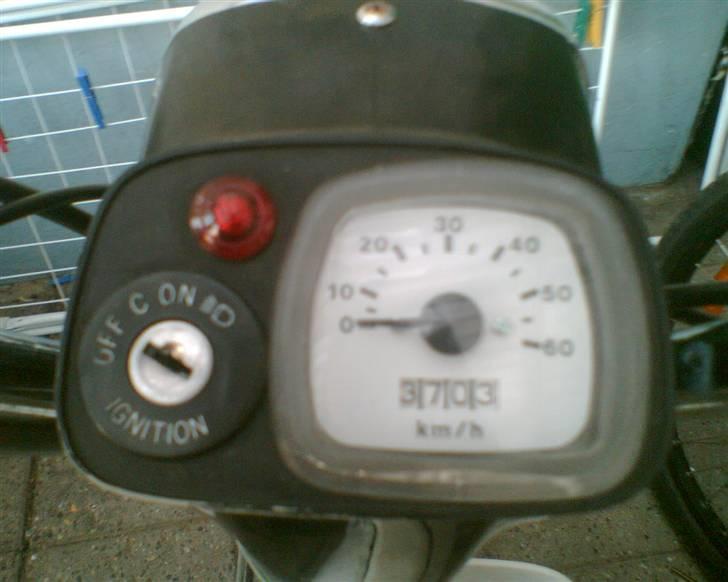 Suzuki FZ50 - BYTTET TIL NRG MC3 billede 4