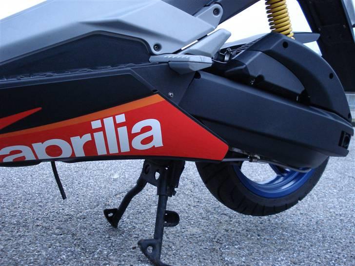 Aprilia SR 50 R Factory billede 14