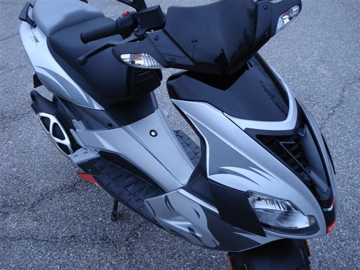 Aprilia SR 50 R Factory billede 16