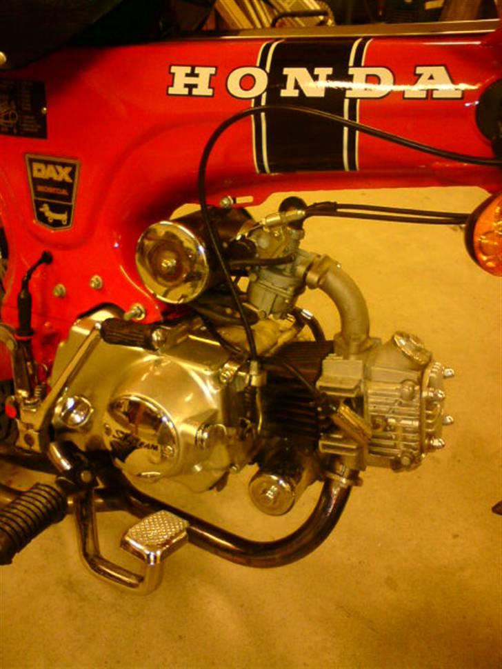 Skyteam Dax  SOLGT billede 3