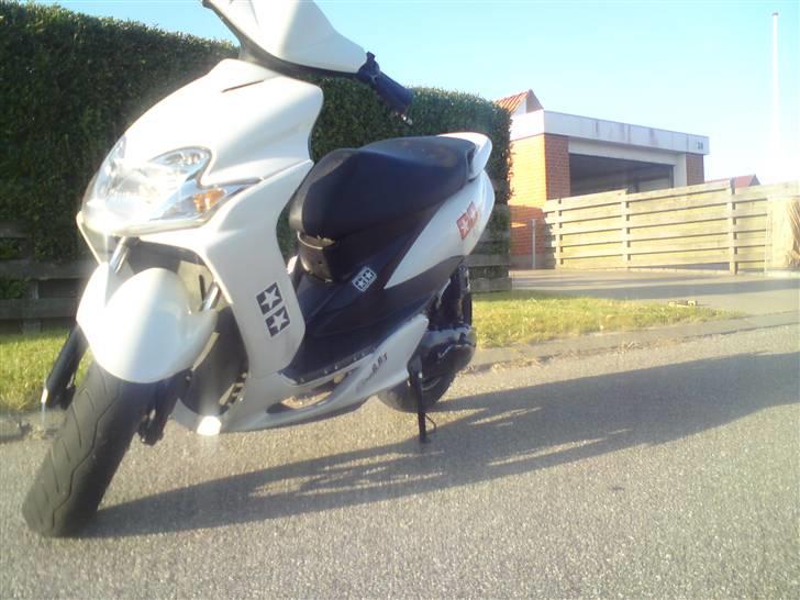 Yamaha jog r SOLGT - 18 juni billede 1