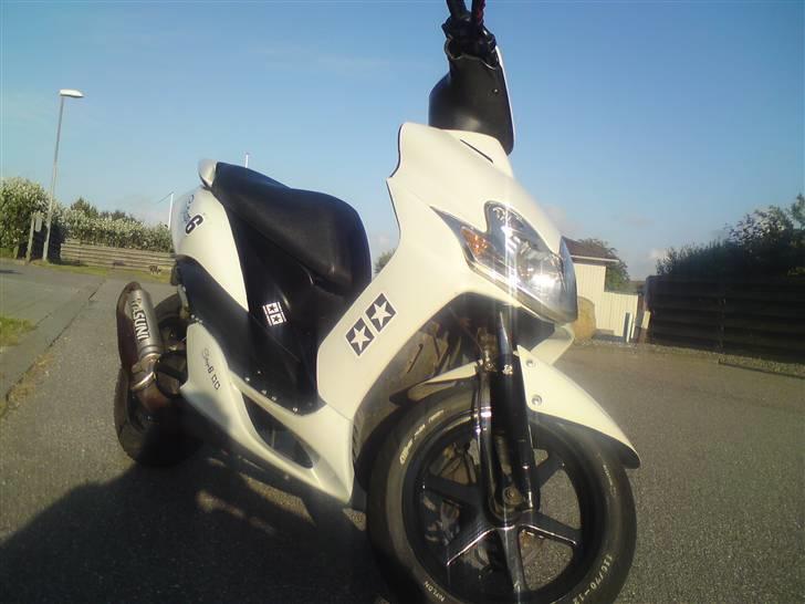 Yamaha jog r SOLGT - 18 juni billede 5