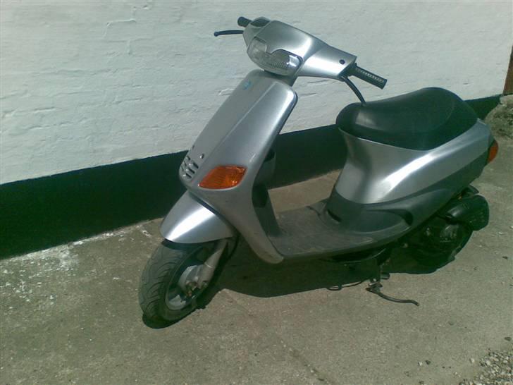 Piaggio zip (solgt) billede 5