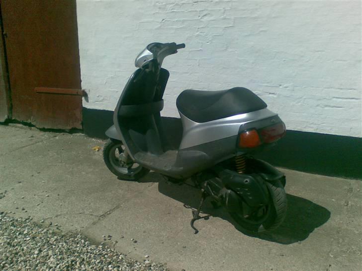 Piaggio zip (solgt) billede 8