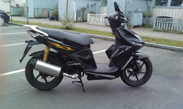 Kymco super 8 billede 2