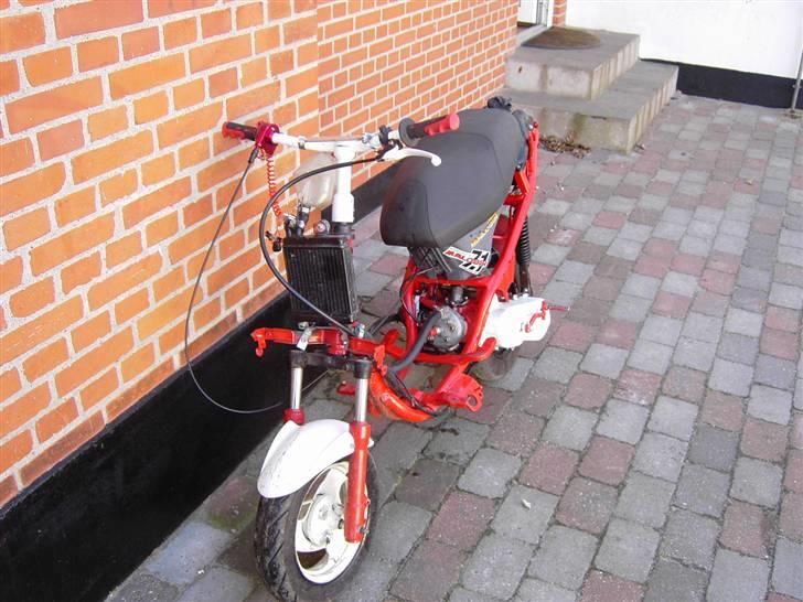 PGO hot/sonic SOLGT billede 2