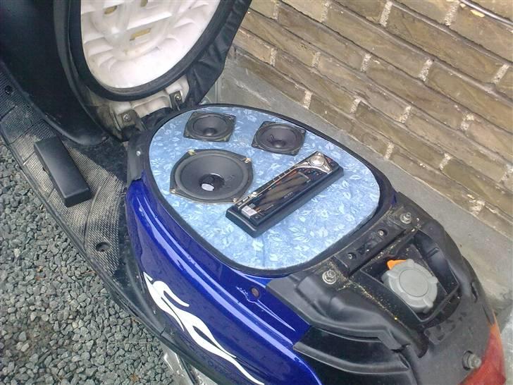 Yamaha Jog space ( TIL SALG ) billede 20